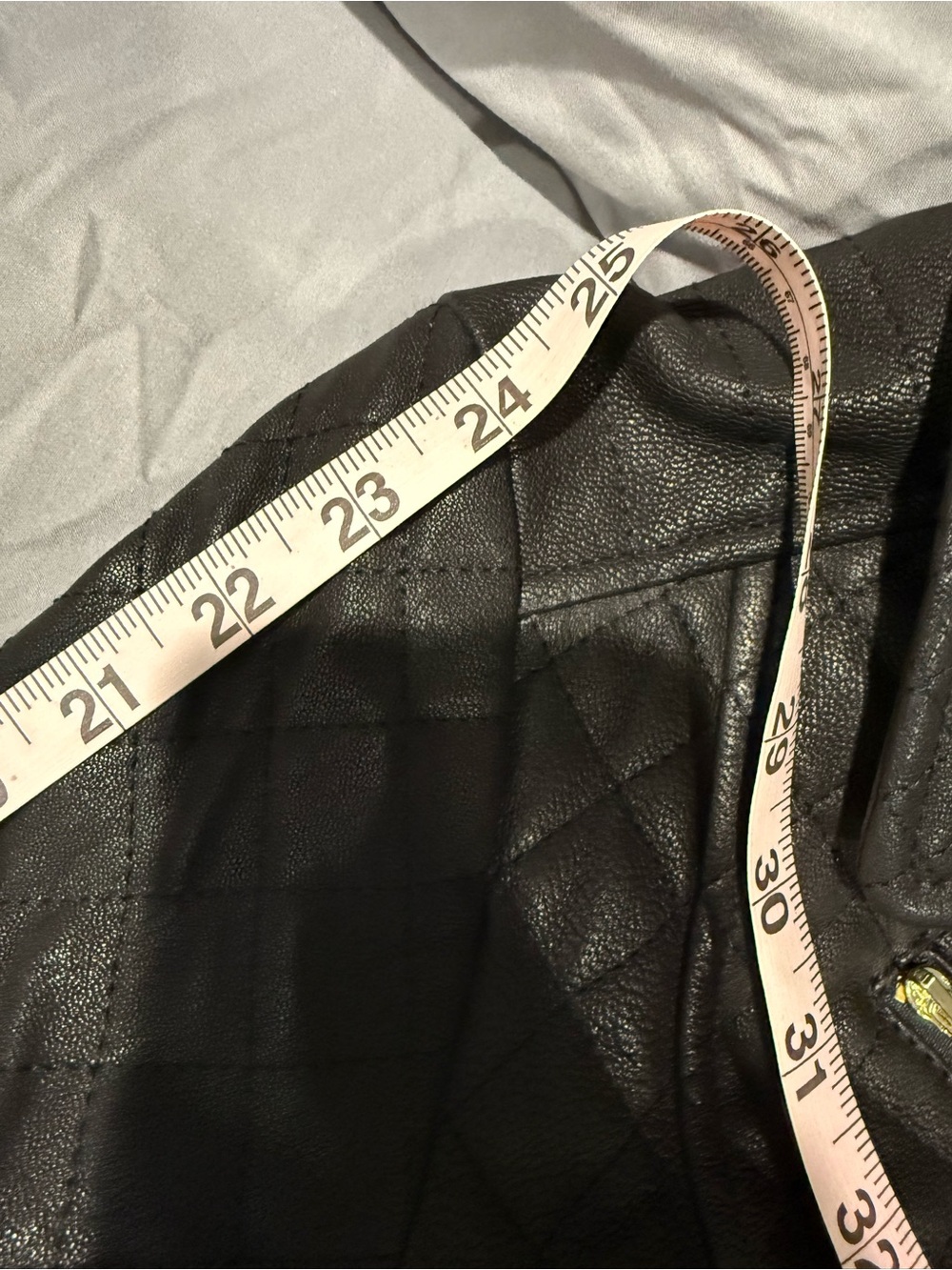 GORGEOUS genuine leather quilted jacket - Picture 6 of 7